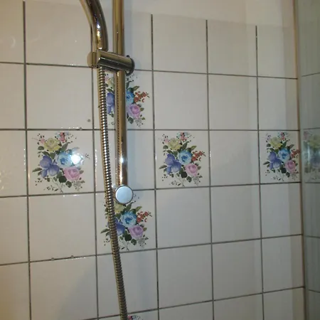 Fuer Hoehere Ansprueche Im Uni-ort Dortmund-sued Ντόρτμουντ