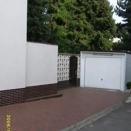 Fuer Hoehere Ansprueche Im Uni-ort Dortmund-sued Ντόρτμουντ